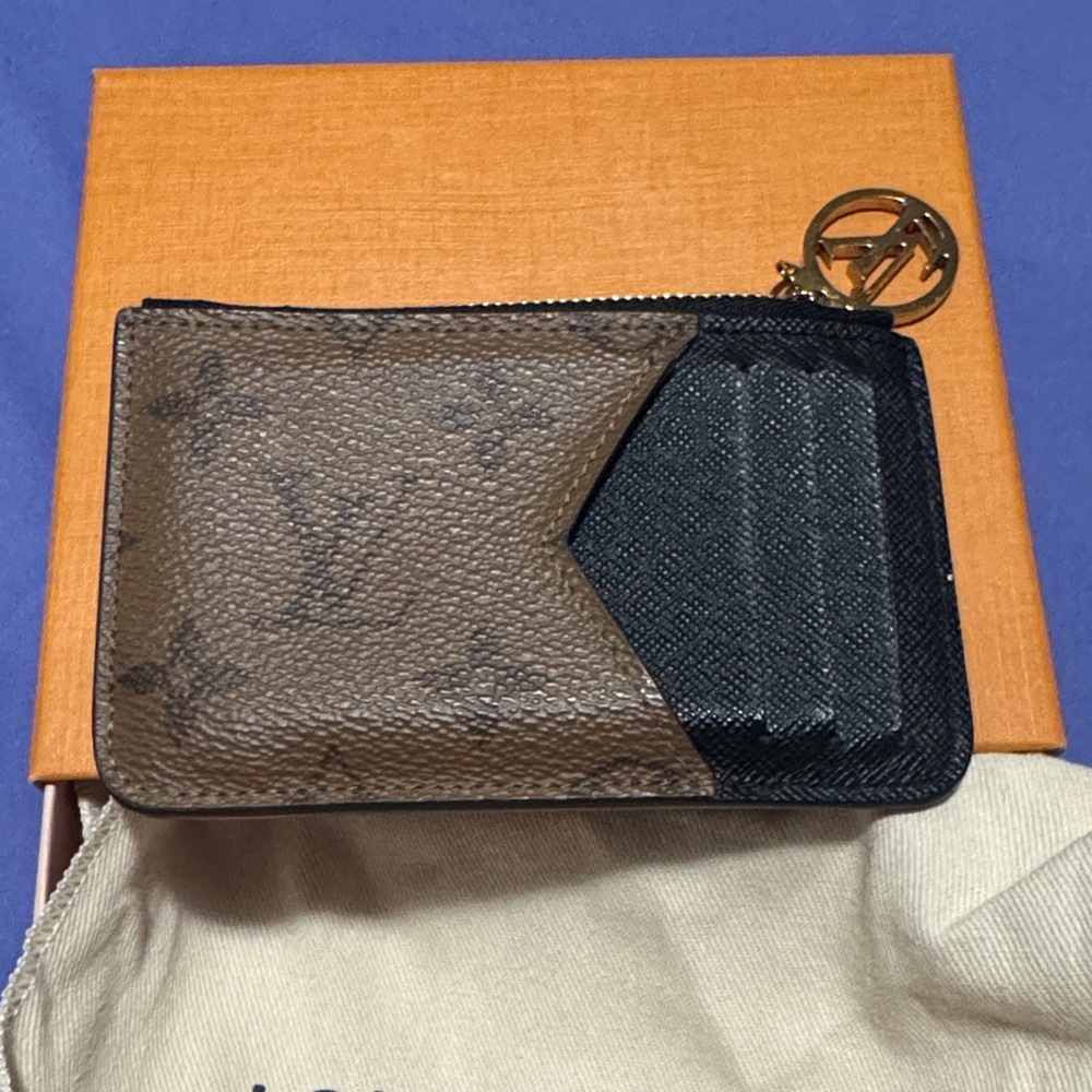 Louis Vuitton Romy Card Holder - Picture 4 of 5